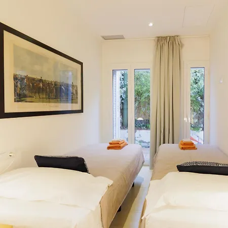 Sitges Suites *